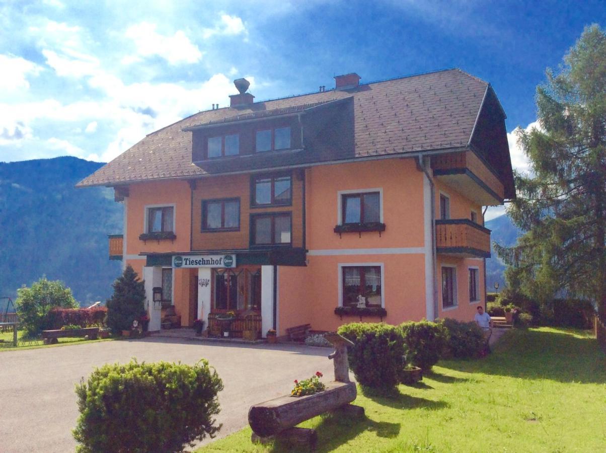 Tieschnhof Hotell Grobming Exteriör bild
